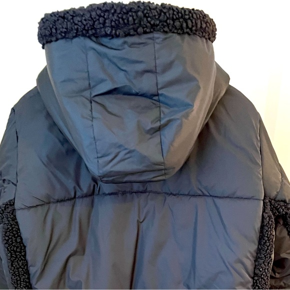 ✨J Crew✨Signature Puffer - Picture 5 of 9